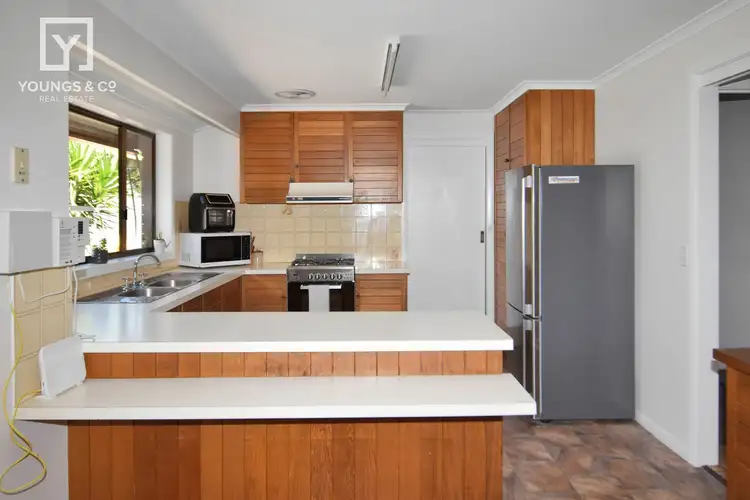 Sixth view of Homely house listing, 25 Paisley Cres, Mooroopna VIC 3629
