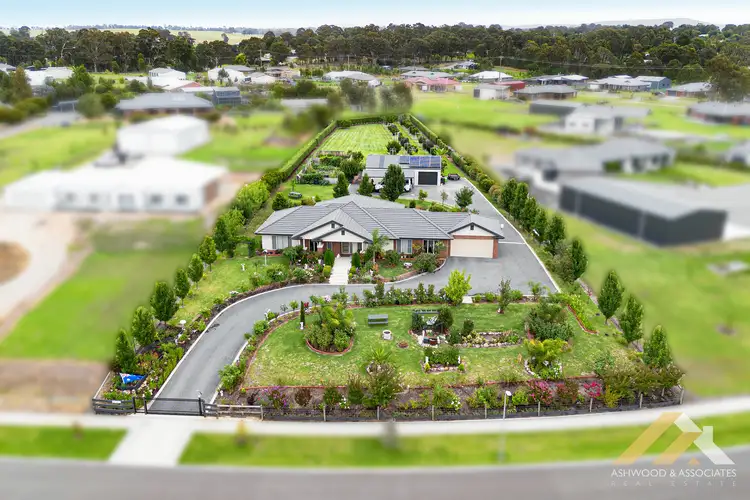 9 Parkside Dr, Nicholson VIC 3882