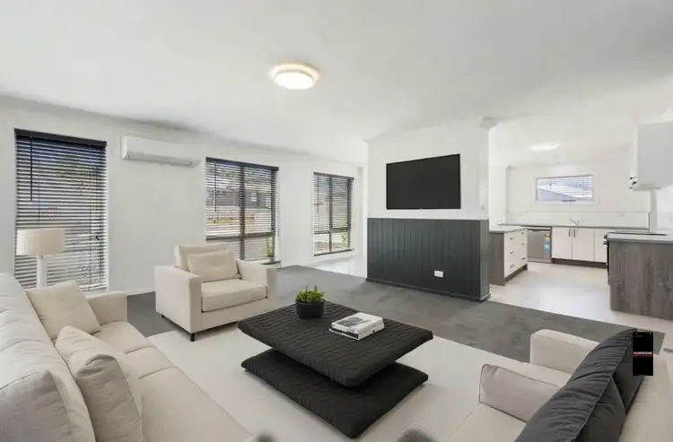 17 Tower Pl