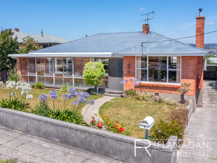 7 Helenwood Gr
