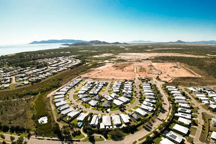Third view of Homely semi-detached listing, Bushland Beach, Townsville, Bushland Beach QLD 4818