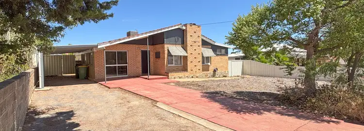 7 Mitchell St, Wongan Hills WA 6603