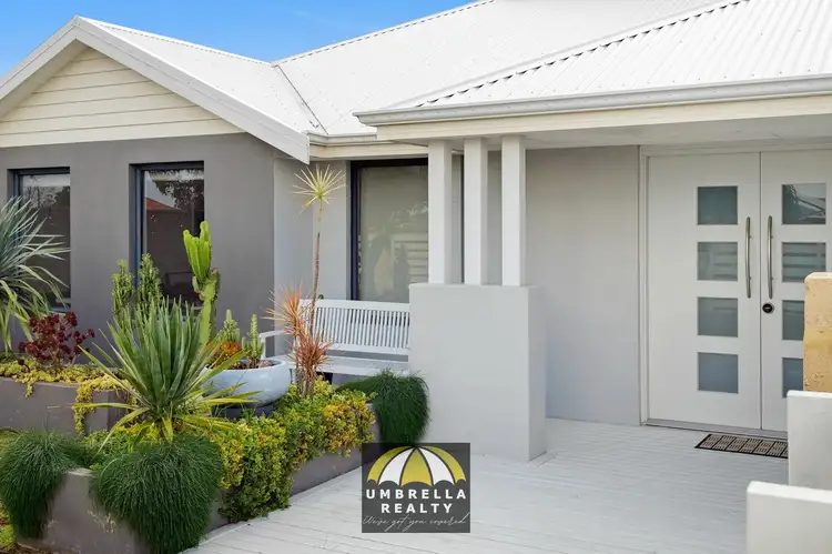 Second view of Homely house listing, 4 Pomeroy Bvd, Australind WA 6233