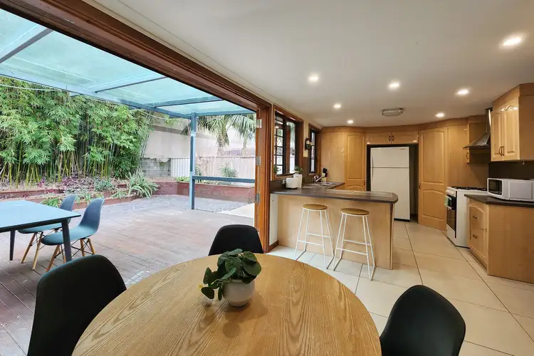 9 Robey St, Mascot NSW 2020