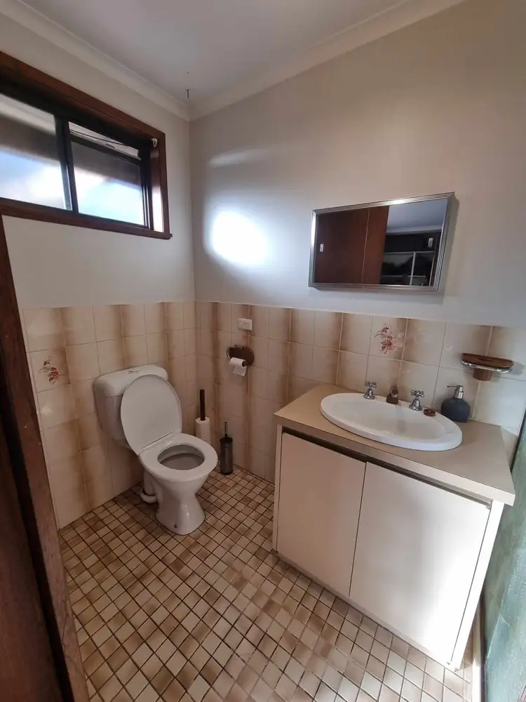 Sixth view of Homely house listing, 10 Moran Court, Wangaratta VIC 3677
