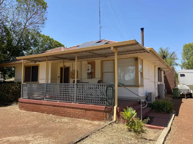 78 Suburban Rd, Northam WA 6401