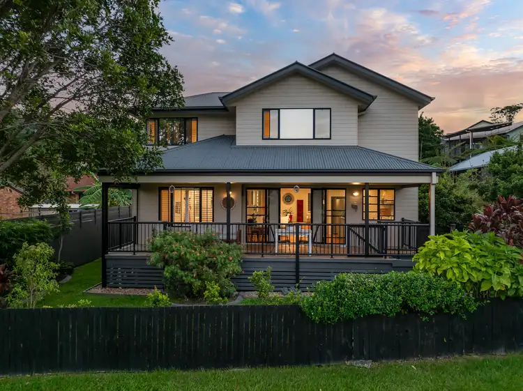 2/26I Coomburra Crescent, Ocean Shores NSW 2483