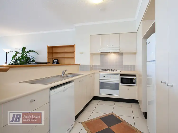 Fifth view of Homely apartment listing, Unit 5/39 Vernon Tce, Teneriffe QLD 4005