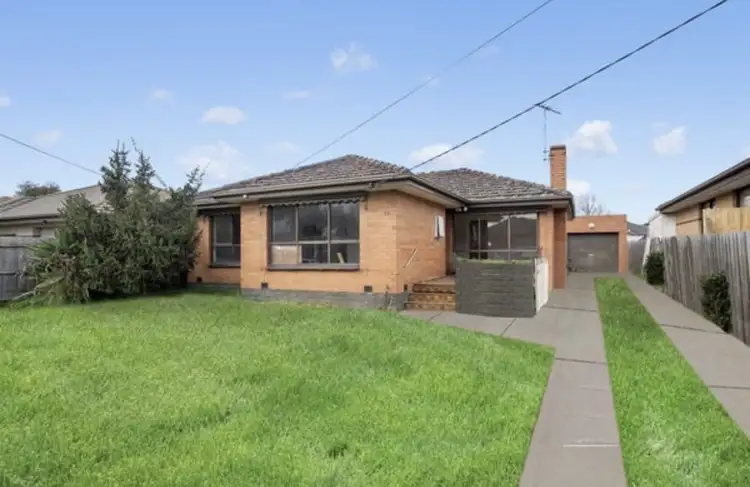 Fifth view of Homely house listing, 33 Somerlayton Cres, Fawkner VIC 3060