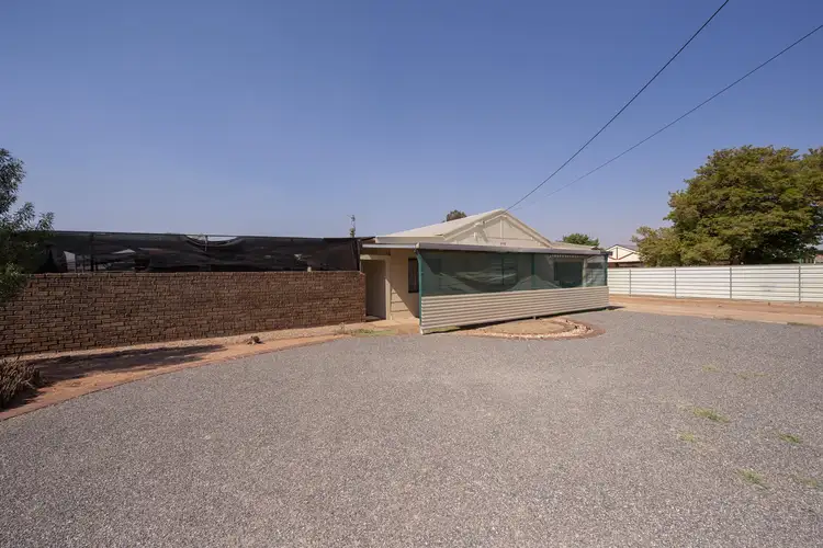 223 Esmond Rd, Port Pirie SA 5540