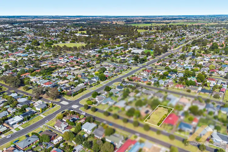 16 Goold St, Bairnsdale VIC 3875