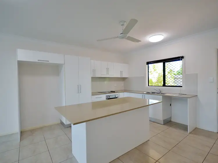 Seventh view of Homely townhouse listing, 3/1 ANZAC, Rocky Point QLD 4874