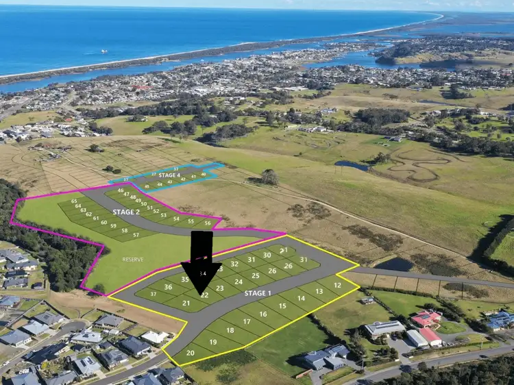25 Lawson Drive, Lakes Entrance VIC 3909