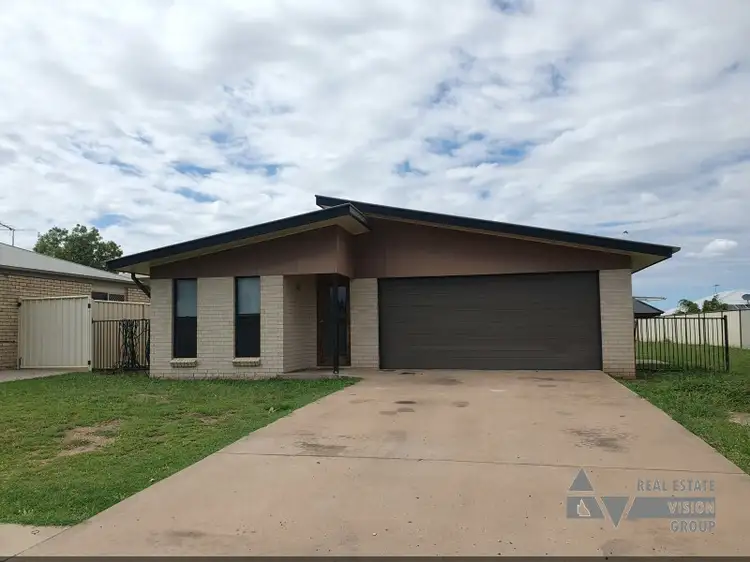 35 Mayfair Drive, Emerald QLD 4720