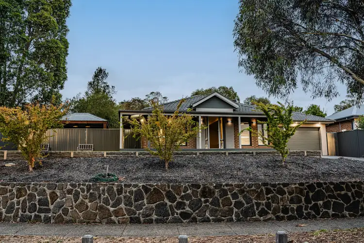 86 Brookwood Ave, Doreen VIC 3754