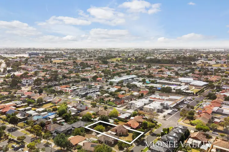 Fifth view of Homely house listing, 50 Emu Pde, Jacana VIC 3047