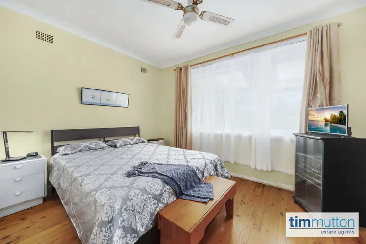 Sixth view of Homely house listing, 50 Amalfi St, Lurnea NSW 2170
