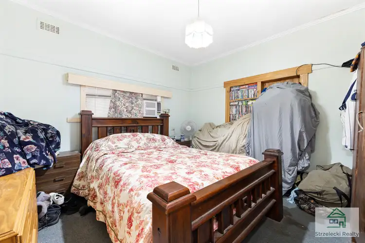 Sixth view of Homely house listing, 33 York St, Moe VIC 3825