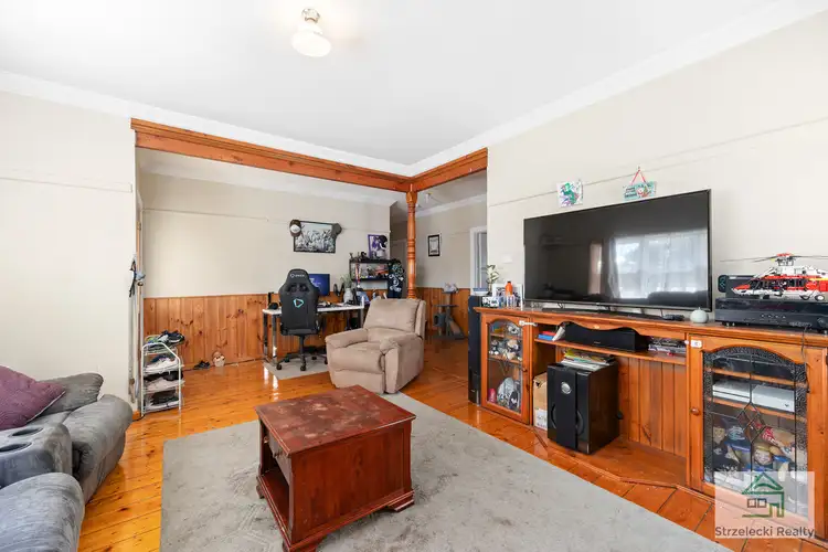 Fifth view of Homely house listing, 35 York St, Moe VIC 3825