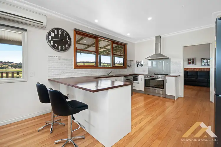 22 Jennings Rd, Bruthen VIC 3885