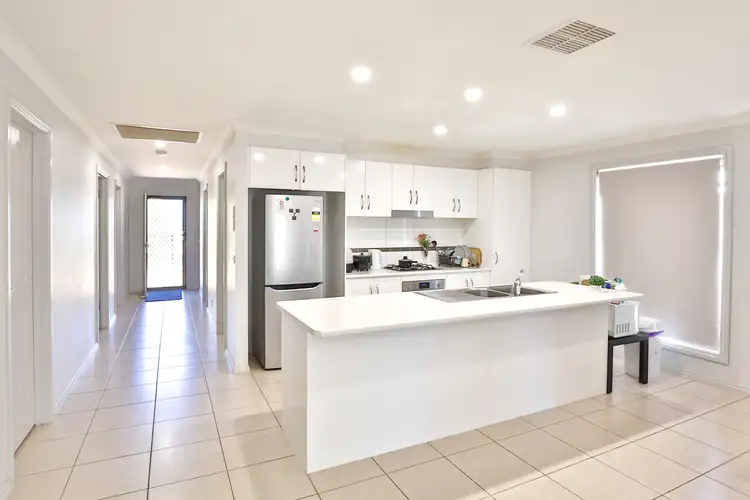 Sixth view of Homely townhouse listing, 2A Sunnyside Ave, Mildura VIC 3500