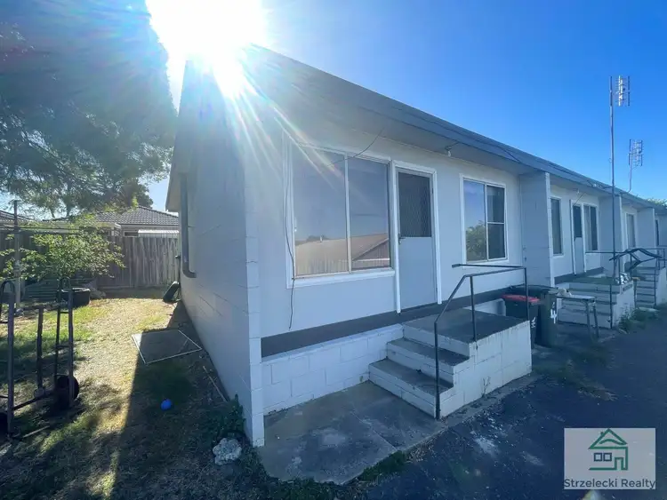 Second view of Homely unit listing, Unit 4/7 Mason St, Newborough VIC 3825