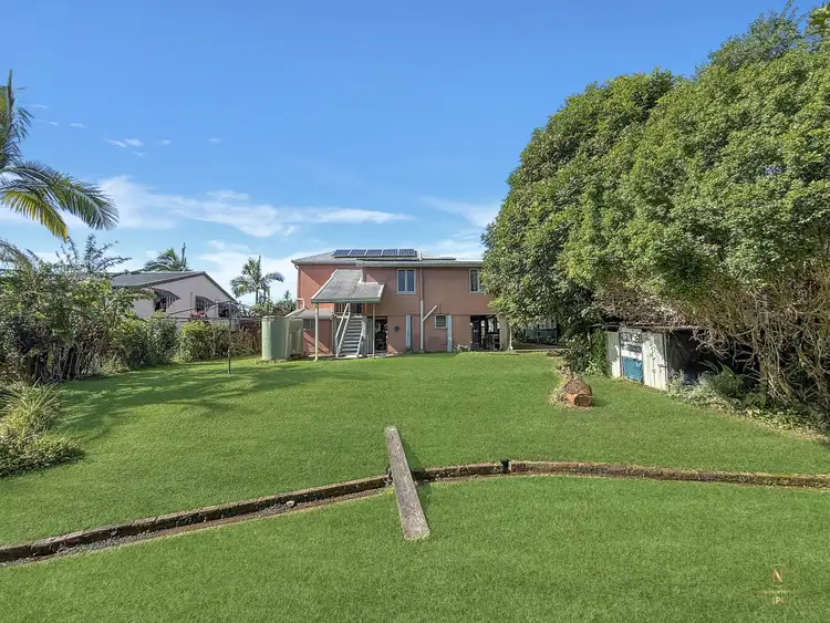 14 Webb St, Tully QLD 4854