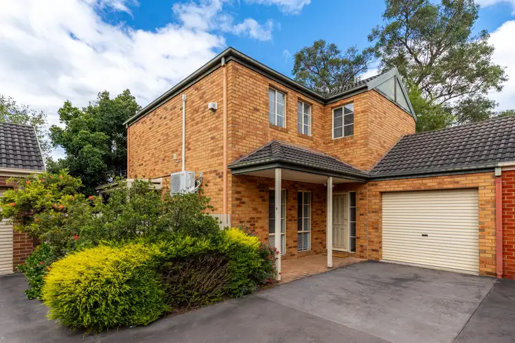 2/20 Kensington Place, Wantirna South VIC 3152