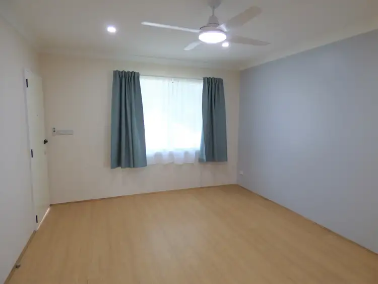 Fourth view of Homely house listing, 27 Pollock Ave, Merredin WA 6415
