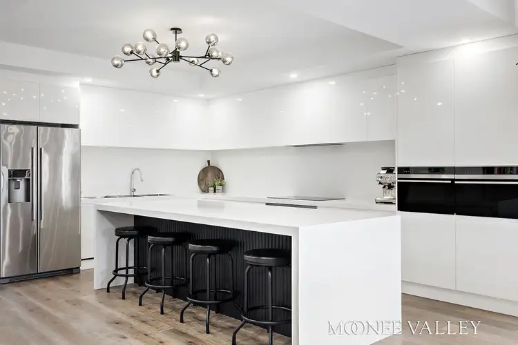 Fifth view of Homely house listing, 33 Wood Street, Avondale Heights VIC 3034