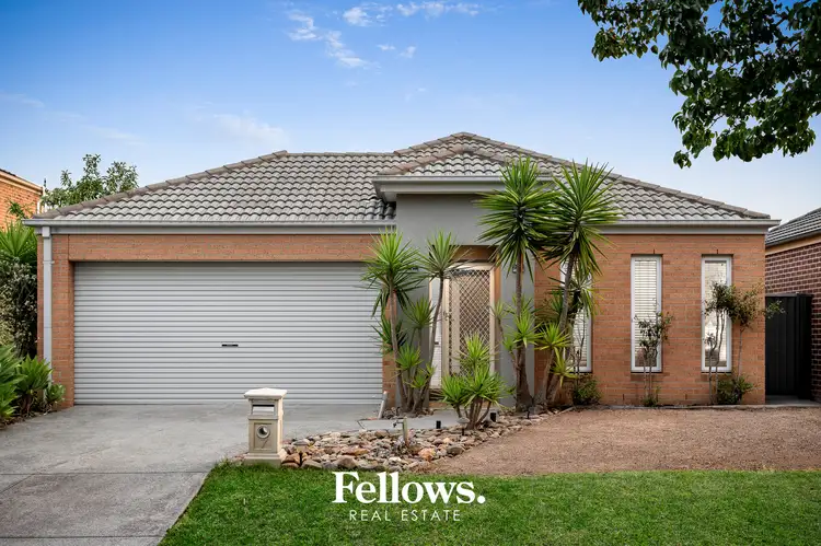 7 Everly Circuit, Pakenham VIC 3810