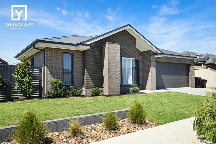 1 Broadwater Rd