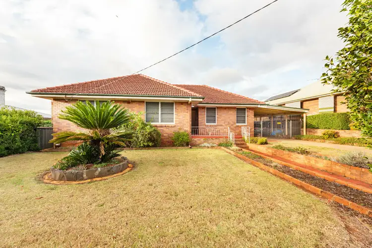177 South St, South Toowoomba QLD 4350