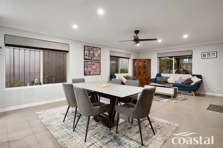 Sixth view of Homely house listing, 2 Tuscan Way, Karnup WA 6176