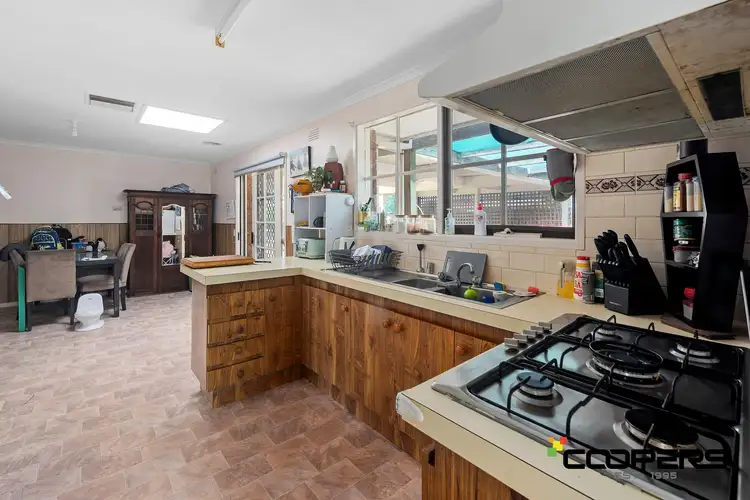 Fifth view of Homely house listing, 1 Glenelg Court, Brookfield VIC 3338