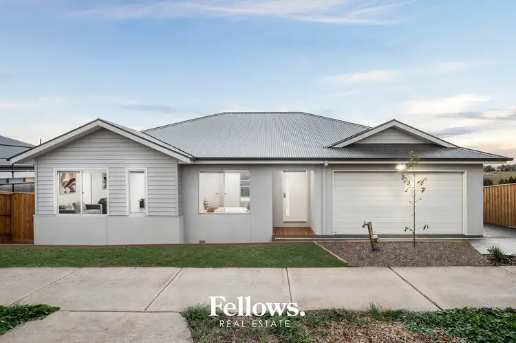 9 Coconut Street, Drouin VIC 3818