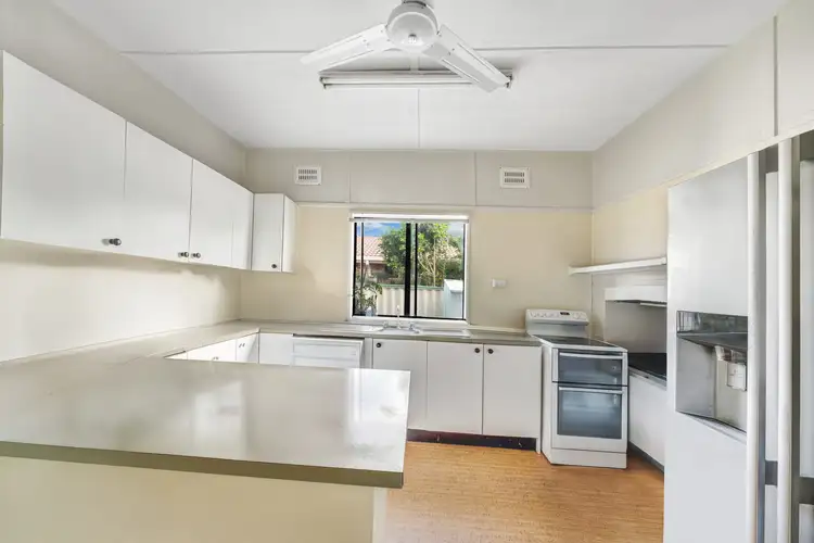 20 Davis Street, Booker Bay NSW 2257