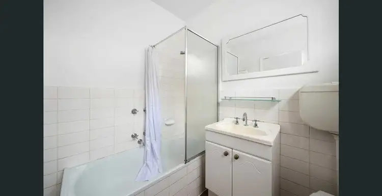 Second view of Homely apartment listing, Unit 6/32 Aberdeen Rd, Prahran VIC 3181