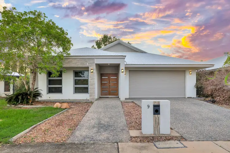 9 Warbird Street