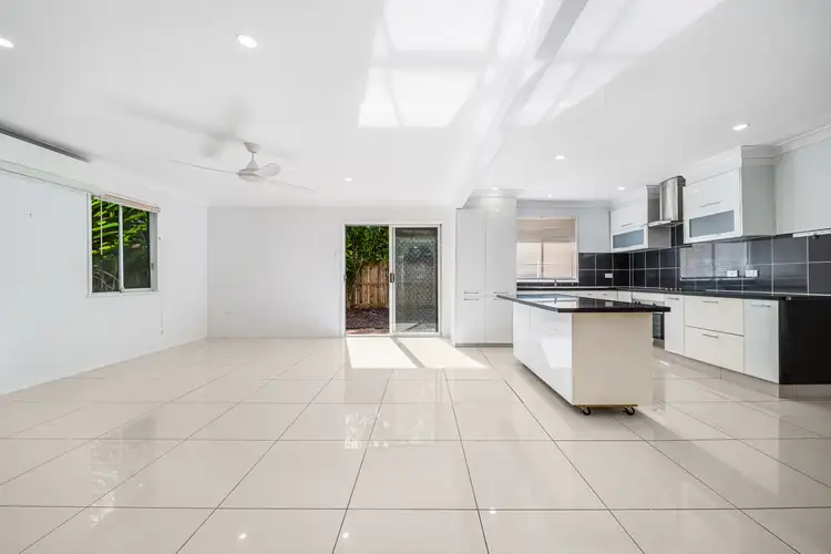 23 Bando St, Pacific Paradise QLD 4564
