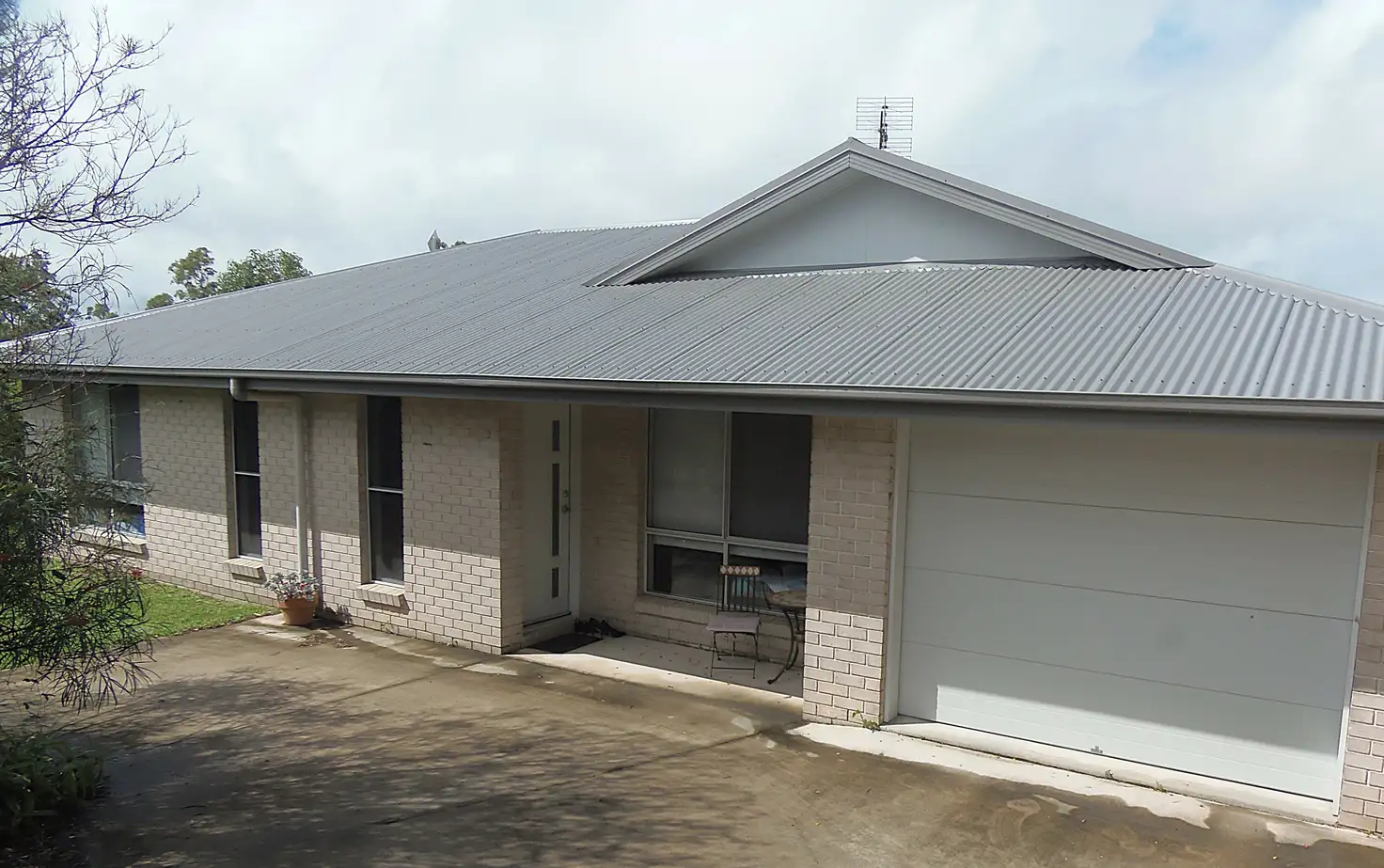 Main view of Homely townhouse listing, Unit 1/15 David St, Gympie QLD 4570