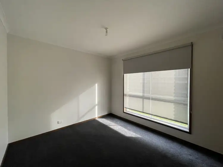 Fifth view of Homely unit listing, Unit 2/22 Rose Ave, Traralgon VIC 3844