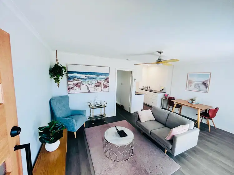 Fifth view of Homely apartment listing, 4/12 Muir Street, Frankston VIC 3199