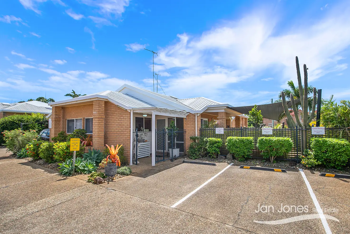 Main view of Homely unit listing, Unit 1/117 Prince Edward Pde, Scarborough QLD 4020