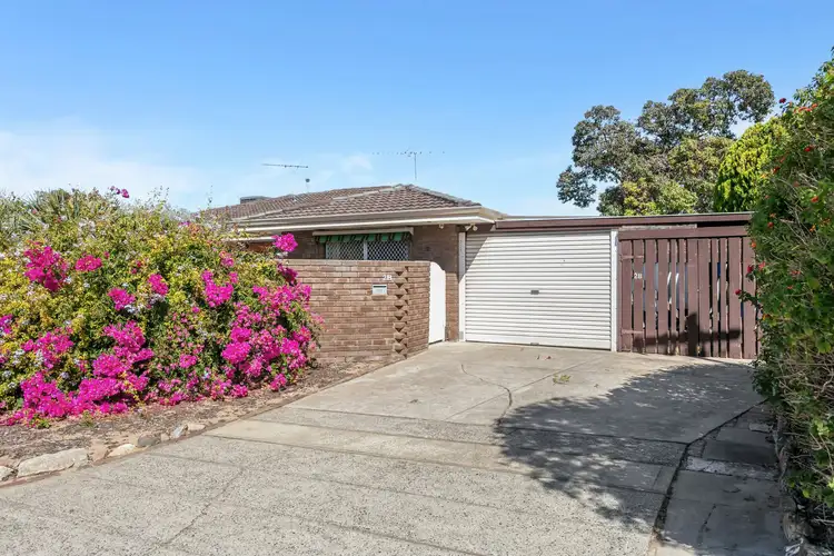 2B Madana Pl, Craigie WA 6025