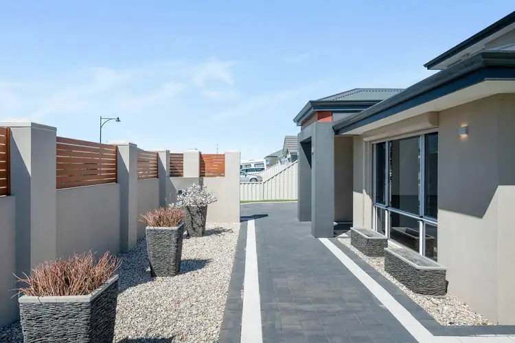 Fourth view of Homely house listing, 25 Verbania Loop, Beeliar WA 6164