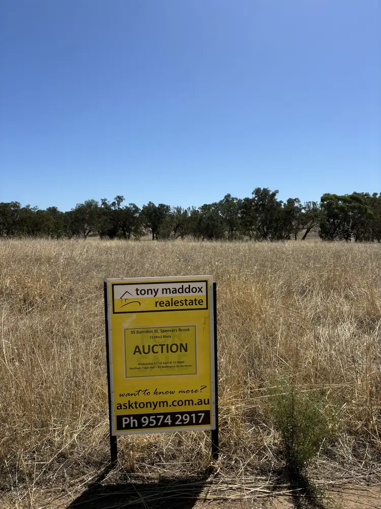 35 Barndon Street, Spencers Brook WA 6401
