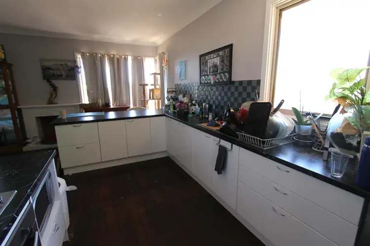 Seventh view of Homely house listing, 61 Caw St, Merredin WA 6415