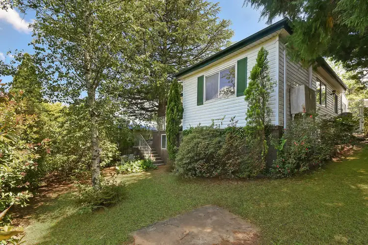22 Cumberland Street, Katoomba NSW 2780