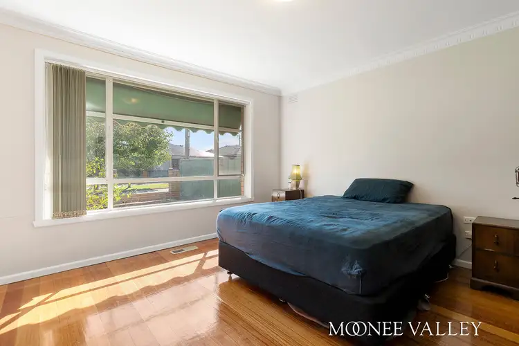 Sixth view of Homely house listing, 8 Bordeaux Street, Avondale Heights VIC 3034